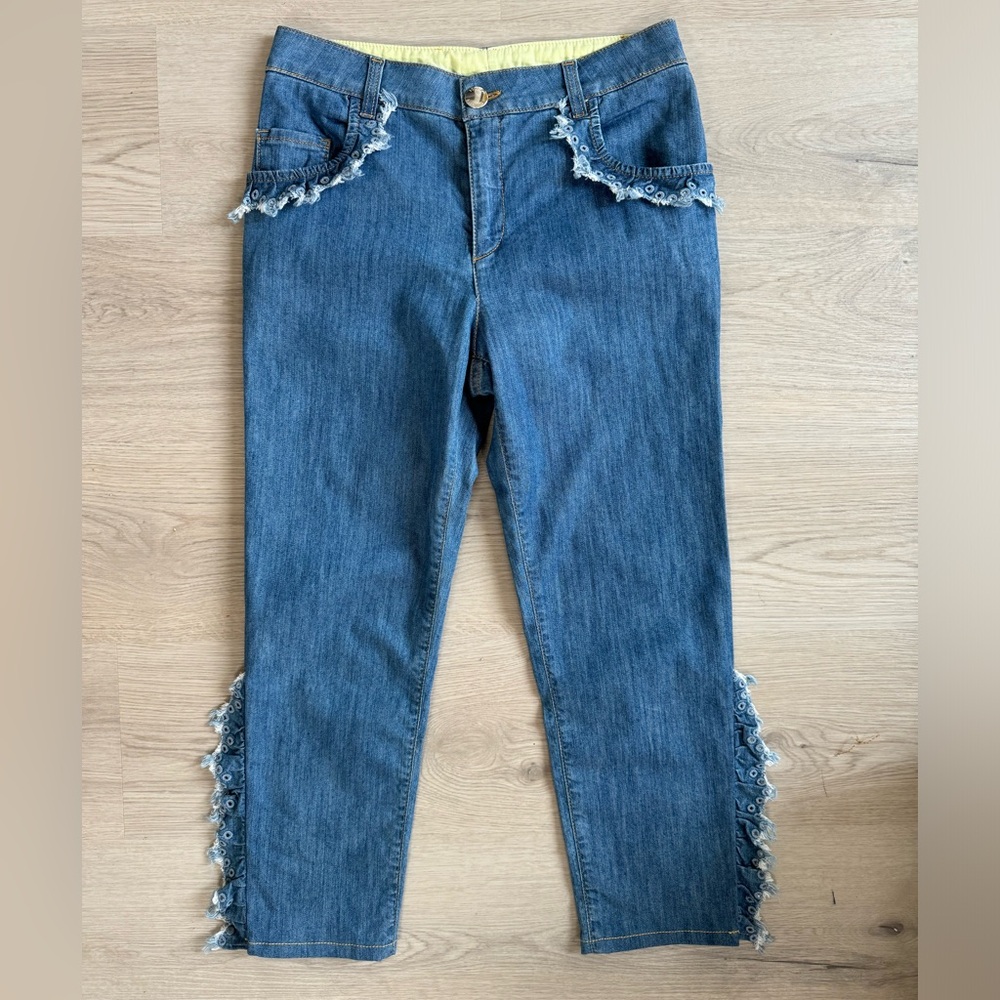 Moschino Boutique Jeans Ruffled Eyelet Size US 8 Crop High Waist Made in Italy
